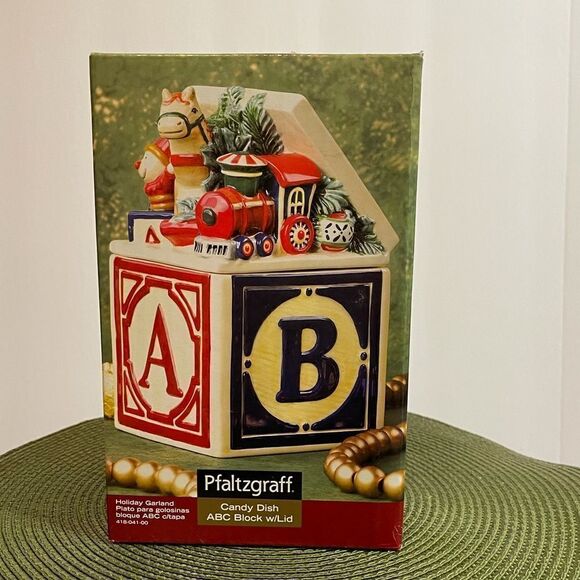 Pfaltzgraff Holiday Garland Candy dish ABC block with lid NWT - Picture 12 of 12